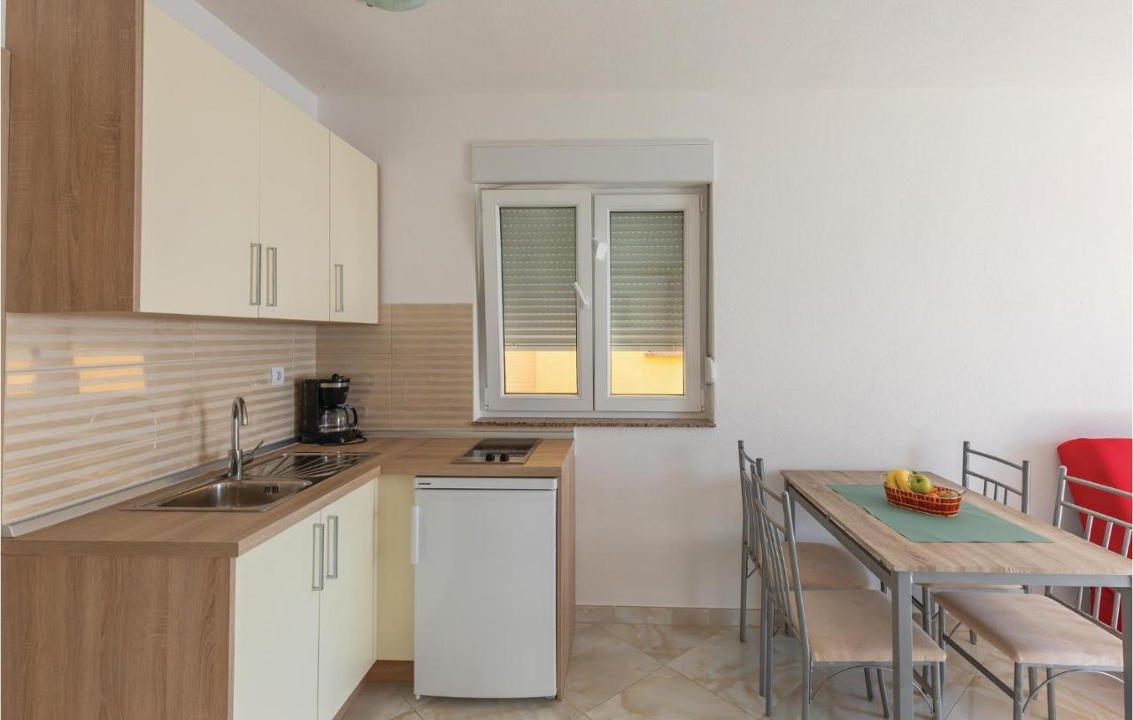 Amazing Apartment In Krvavica With Wifi Exterior photo